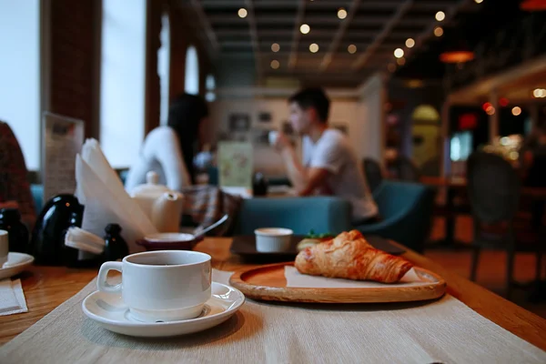 Ranní snídani v kavárně — Stock fotografie