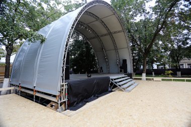 Modern sahne ekipmanları