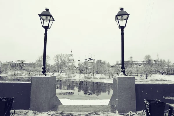 Luminoso paesaggio invernale — Foto Stock