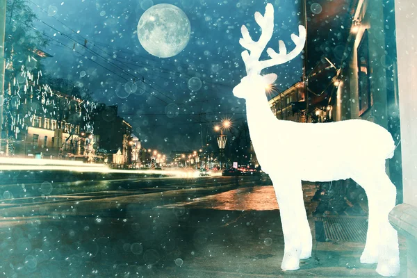 Kerst stedelijke nacht met verlichtingen — Stockfoto