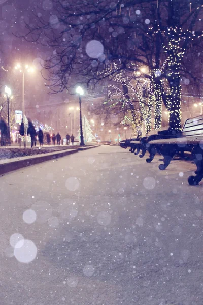 Notte di Natale a città invernale — Foto Stock