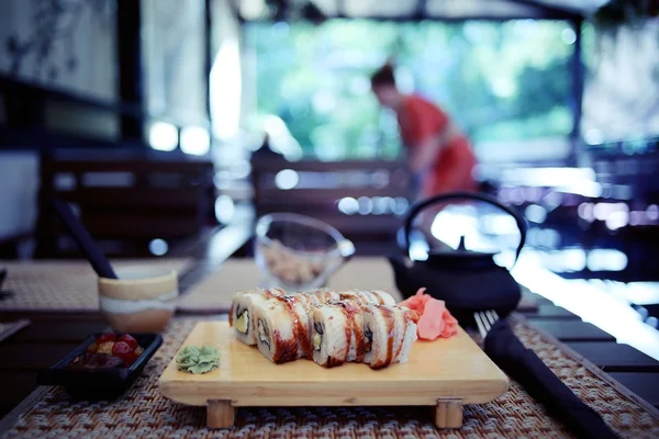 Rolos deliciosos japoneses — Fotografia de Stock