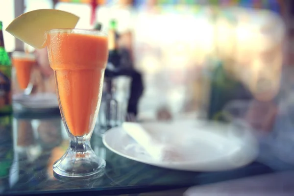 Vers mango cocktail — Stockfoto