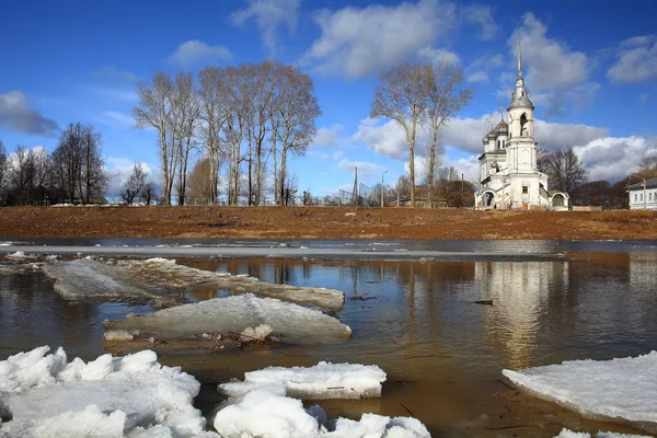 Christliches Kloster im verschneiten Winter — Stockfoto