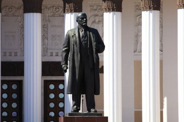 Moskova'da Lenin anıt