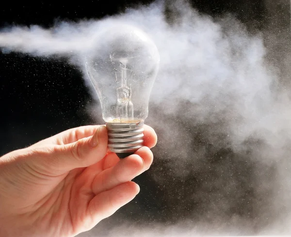 Elektrisch licht lamp idee — Stockfoto