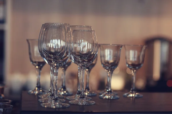 Restaurant saubere Gläser — Stockfoto
