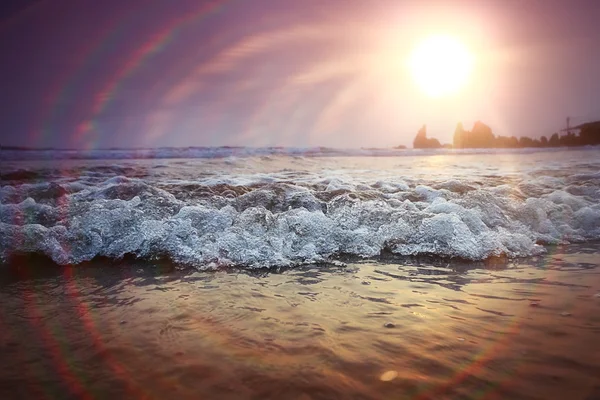 Puesta de sol en el mar en verano — Foto de Stock