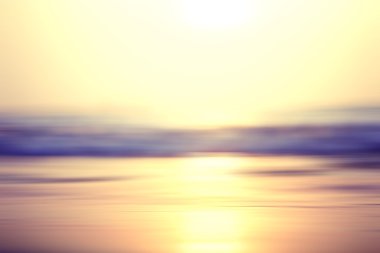 denizin üzerinde arka plan günbatımı