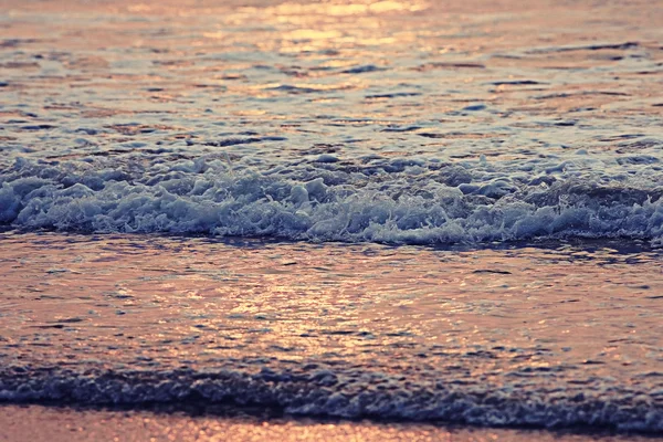 Pôr do sol no mar no verão — Fotografia de Stock