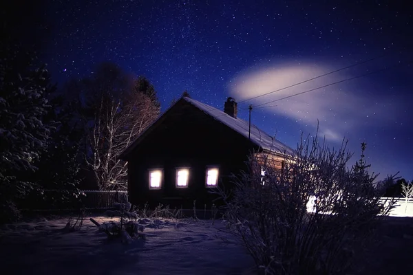 Inverno paesaggio notturno — Foto Stock