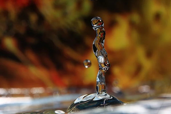 Caída de la gota de agua —  Fotos de Stock