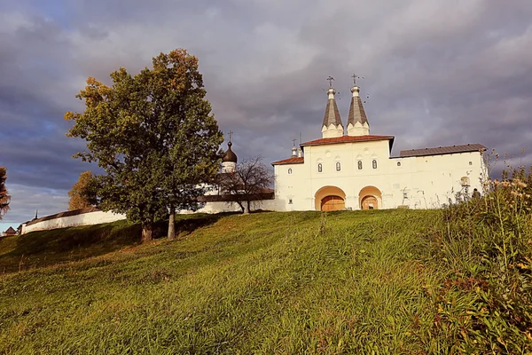 Kościół prawosławny klasztor — Zdjęcie stockowe