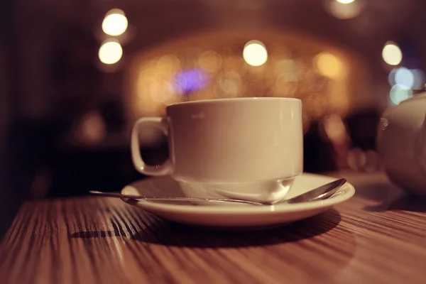 Csésze tea a kávézóban — Stock Fotó