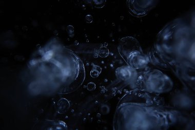 Buz kabarcıkları altında hava, soyut mevsimsel kış soğuk arka plan doğa dışında