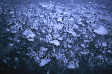 Buz kabarcıkları altında hava, soyut mevsimsel kış soğuk arka plan doğa dışında