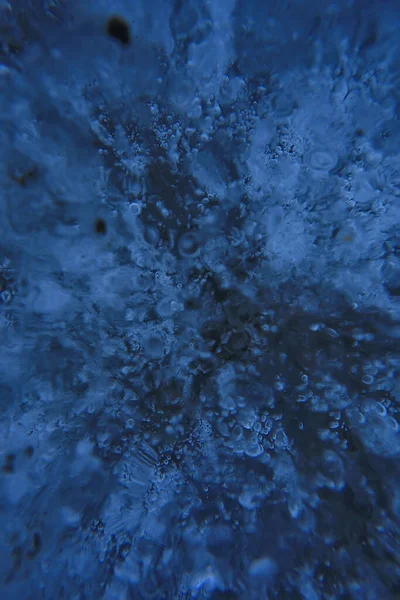 desen buz çatlakları, beyaz buz kristalleri, kış ayazı arka planı