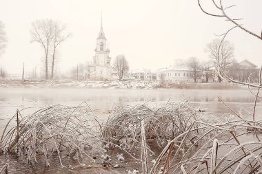 Vologda 'da dondurucu nehrin kıyısındaki kış manzarası kilisesi, Hristiyanlık vaftiz Rusya Noel' i.