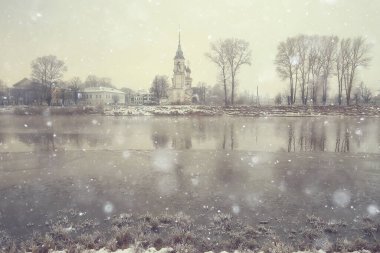 Vologda 'da dondurucu nehrin kıyısındaki kış manzarası kilisesi, Hristiyanlık vaftiz Rusya Noel' i.