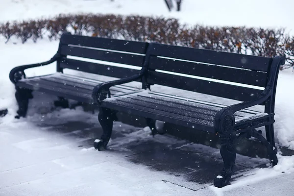 Landskap Bänk Stadsparken Vinter Frost Jul Morgon Staden — Stockfoto