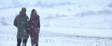 Kış manzarası, tarlada harika, kış manzarası, mevsimsel kar yağışı aralığı