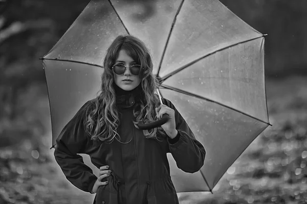 Retrato Sazonal Outono Menina Triste Com Guarda Chuva Novembro Sazonal — Fotografia de Stock