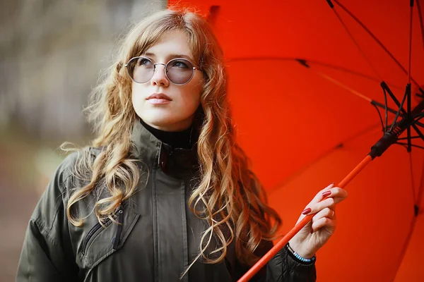 Retrato Sazonal Outono Menina Triste Com Guarda Chuva Novembro Sazonal — Fotografia de Stock