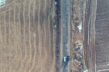 Erken bahar alan üstü görüntü dronu, soyut peyzaj uçuşu