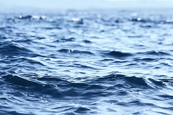 抽象的な背景 テクスチャ海の青い水 波と海の波紋 海のパターンの壁紙 — ストック写真
