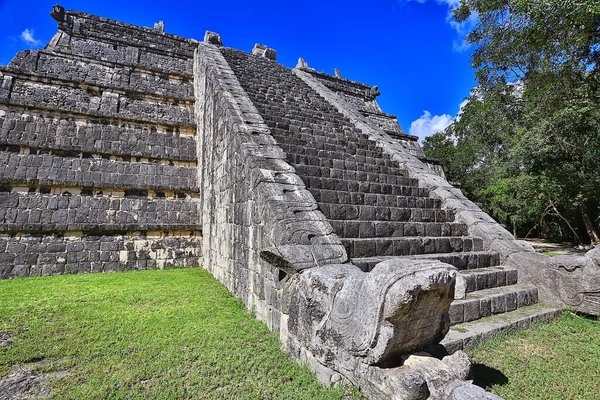 mexico pyramids mayan ancient city, landscape pre-columbian america chicenica maya