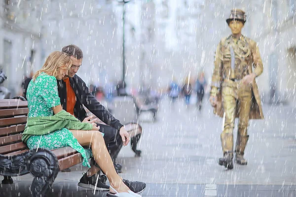 Romance Casal Chuva Cidade Amantes Homem Mulher Relacionamento Amor — Fotografia de Stock