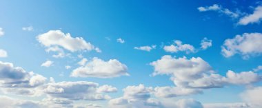 mavi gökyüzü bulutları soyut arkaplan, beyaz doğa üstü