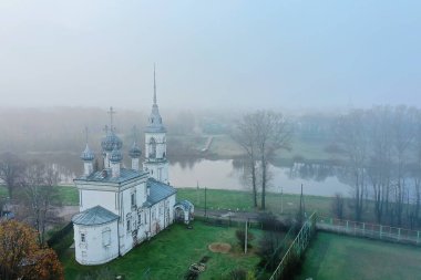 Kilise sisi, Vologda İHA 'sı, Avrupai manzara dini