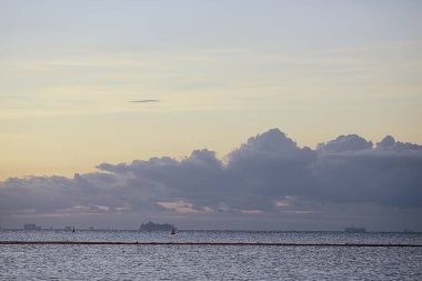 Yaz günbatımı gölü, doğa, güzel gökyüzü