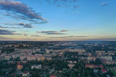 İHA 'dan şehrin görüntüsü, binalar mimari, Rusya' da bir eyalet gezisi.