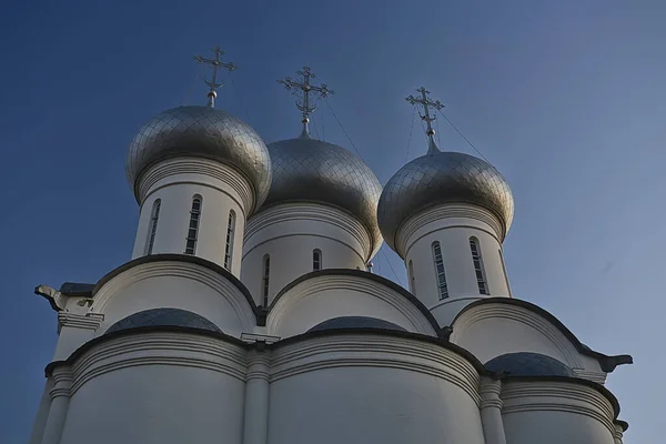 Kilise Kubbesi Gökyüzünde Din Mimarisi — Stok fotoğraf