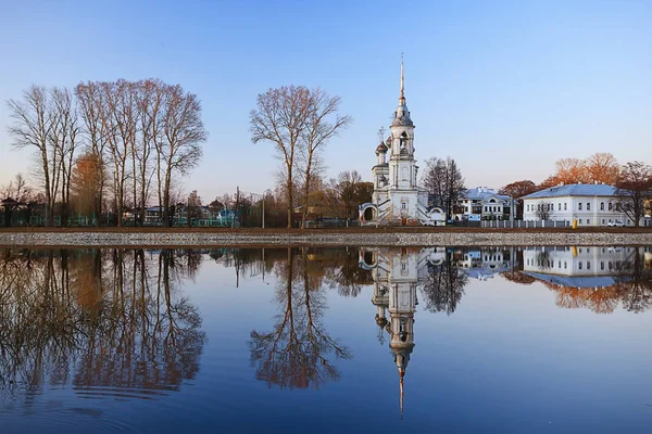 Église Rivière Panorama Vologda Paysage Orthodoxie Tourisme Russie — Photo