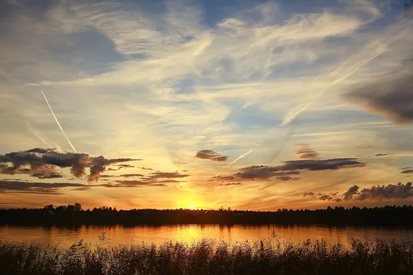 Летний Закат Озера Природа Красивое Небо — стоковое фото