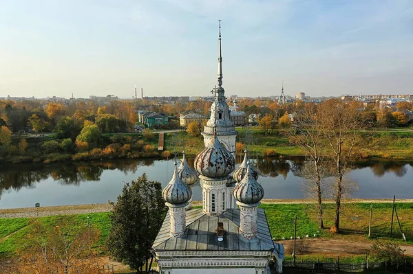Sonbahar Vologda Kremlin, İHA üst görünümü, Rusya dini Hristiyan kilisesi
