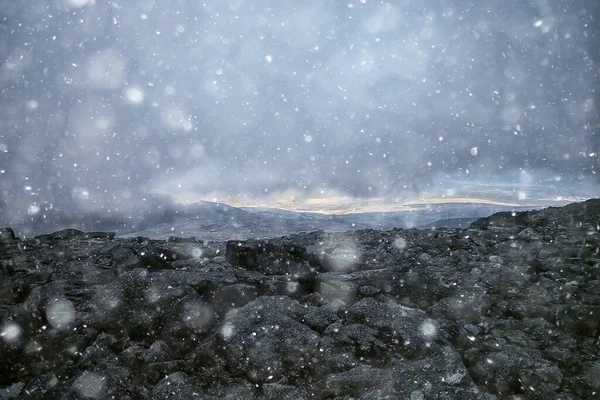 Śnieżyca Zimowe Skały Zimowy Śnieg Zimny Krajobraz — Zdjęcie stockowe