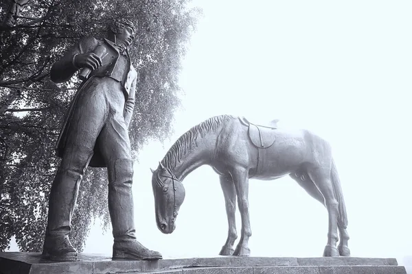 볼로그 러시아 Aug Monument Konstantin Batyushkov Horse Historical View Landscape — 스톡 사진