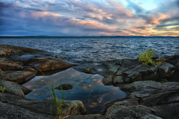 Finland Uitzicht Het Meer Zomer Waterreflectie Scandinavië — Stockfoto