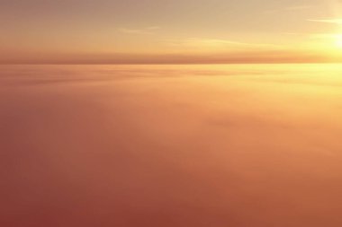 Gün batımı gökyüzü gradyanı soyut güneş ışığı arkaplanı