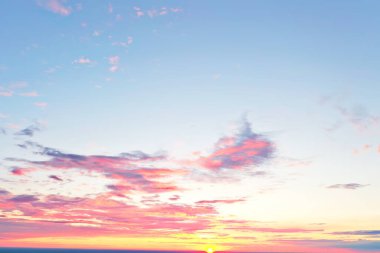 gündoğumu gökyüzü suluboya renkleri, güzel soyut doğa duvar kağıdı