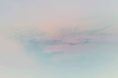 Mavi gökyüzü arka planda soyut gökyüzü manzarası cennet havası