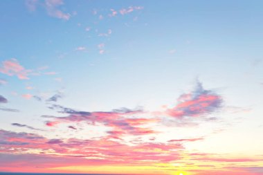 gündoğumu gökyüzü suluboya renkleri, güzel soyut doğa duvar kağıdı