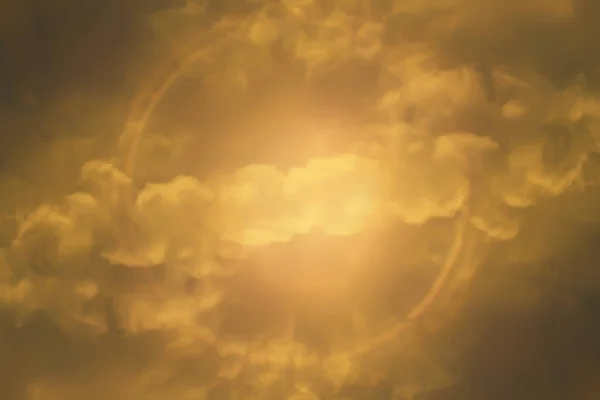 Sol Céu Clarão Fundo Topo Nuvens Luz Solar Abstrato — Fotografia de Stock