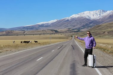 Adam bavul dağları manzara, gezgin, macera özgürlük valizleri, manzara tipesi