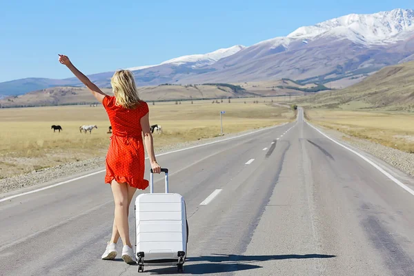 Female Concept Hitchhiking Dress Luggage Woman Travel Tourist — Stock Photo, Image