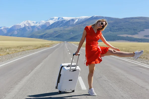 Female Concept Hitchhiking Dress Luggage Woman Travel Tourist — Stock Photo, Image